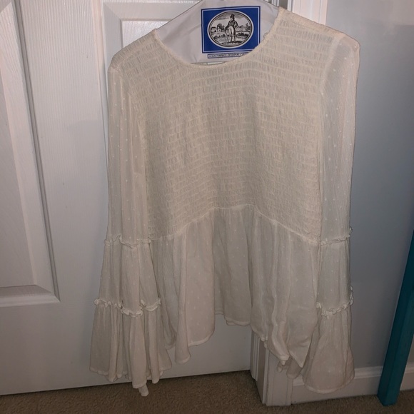Medium American Eagle white blouse - Picture 6 of 6